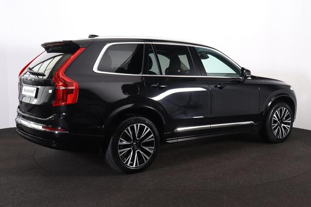 Volvo XC90 T8 Recharge AWD Ultimate Bright - Panorama/schuifdak - IntelliSafe Assist & Surround - 360º Camera - Harman/Kardon audio - Adaptieve LED koplampen - Verwarmde voorstoelen, stuur & achterbank - Parkeersensoren voor & achter - Elektr. bedienb. voorstoelen m