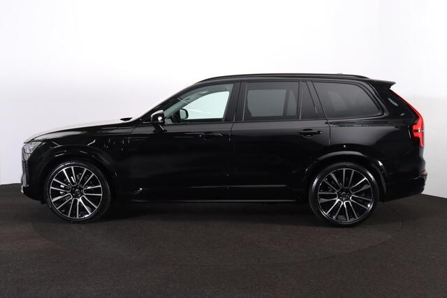 Volvo XC90 T8 Recharge AWD Ultra Dark - Luchtvering - Panorama/schuifdak - IntelliSafe Assist & Surround - 360º Camera - Bowers & Wilkins audio - Adaptieve LED koplampen - Verwarmde voorstoelen, stuur & achterbank - Parkeersensoren voor & achter - Elektr. bedienb. v