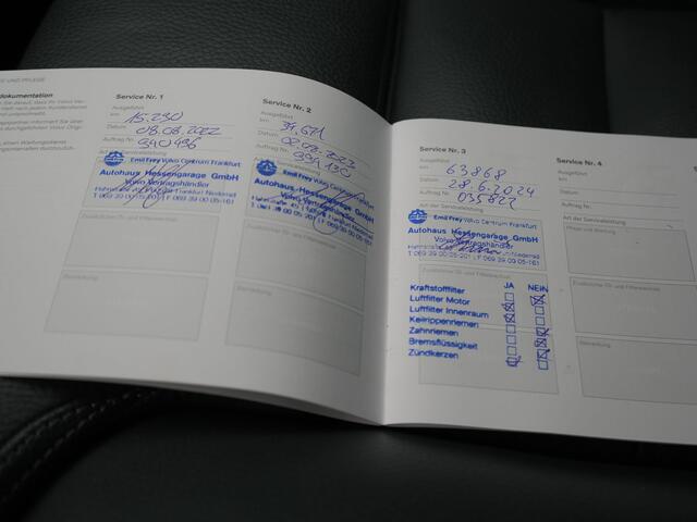 Volvo XC90 T8 Recharge AWD Inscription 7 Persoons Plug In Hybrid 394pk Dealer O.H PHEV | Luchtvering | Panodak | Trekhaak af Fabriek | Adaptive Cruise | Head Up | 360 camera | 21"L.M | BLIS | Harman Kardon |