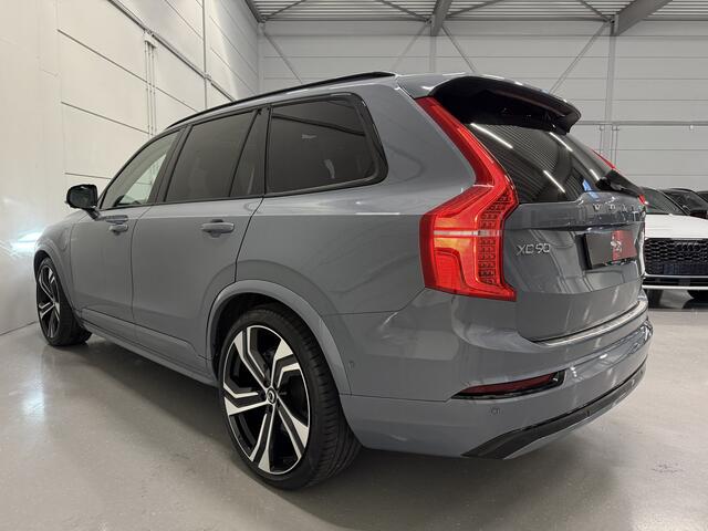 Volvo XC90 T8 Recharge AWD R-Design PANO/TREKHAAK/LUCHTVERING/B&W/22"/360CAMERA/MASSAGE+VENTILATIE/HEAD-UP/NAPPA LEER ZWART/THUNDER-GREY/VOLLEDIG VOLVO DEALER HISTORIE/TOPCONDITIE