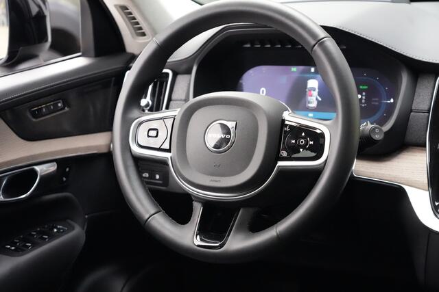 Volvo XC90 2.0 T8 Plug-in hybrid FACELIFT AWD Ultra Dark 455pk Panoramadak/Luchtvering/HarmanKardon