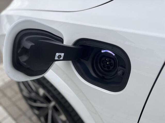 Volvo XC90 T8 Plus Bright | Panoramadak | 7 Zitter | 21 Inch | Harman / Kardon |