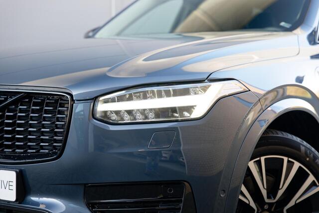 Volvo XC90 2.0 T8 Recharge AWD Plus Dark Panoramadak, Trekhaak, 360 Camera, H/K Geluidsinstallatie, Leren bekleding, Voorruit verwarming, Stoel- en stuurverwarming, enz