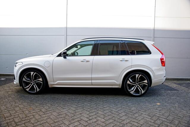 Volvo XC90 2.0 T8 Longrange AWD Ultimate Dark Luchtvering, Stoelmassage, 360 Camera, H/K Geluidsinstallatie, Trekhaak, 22" LM velgen, enz
