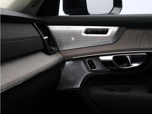 Volvo XC90 2.0 T8 Plug-in hybrid AWD Plus Dark Automaat / Panoramadak / Trekhaak / 360* camera / Bowers&Wilkens audio / Luchtvering / Privacy Glass