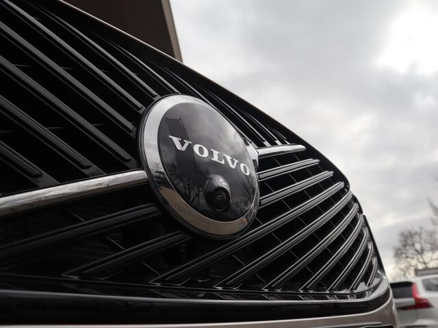 Volvo XC90 2.0 T8 Recharge AWD Ultra Dark