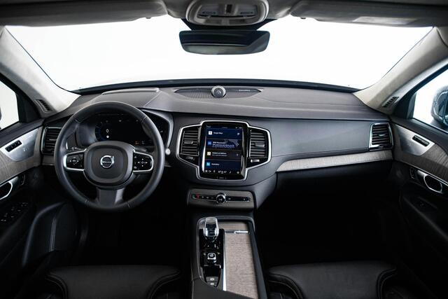 Volvo XC90 2.0 T8 Recharge AWD Ultimate Bright Panoramadak - B&W - Head up - Stoelmassage - Achterbank verwarmd - Zongordijnen - Adaptive Cruise Control - Parkeerverwarming met timer - Visual Park Assist -