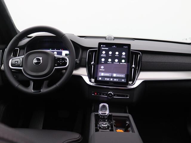 Volvo XC90 2.0 T8 Plug-in hybrid AWD Ultra Black Edition Pano-Schuifdak, Trekhaak, 22" LM Velgen, Bower & Wilkins Audio, Head-Up Display, Stoelverwarming/koeling/massage, Adaptieve Cruise, Side Assist, Navi, Four-C Chassis,