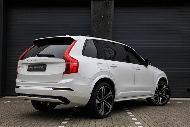 Volvo XC90 2.0 T8 Recharge AWD Ultra Dark | Vol in de opties | Panorama dak | Bowers & Wilkins | Nappa leder | Elektrische trekhaak | 22' velgen | Nieuwstaat.