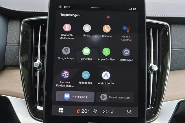 Volvo XC90 T8 Recharge AWD Ultra Dark - Luchtvering - Panorama/schuifdak - IntelliSafe Assist & Surround - 360º Camera - Harman/Kardon audio - Adaptieve LED koplampen - Verwarmde voorstoelen, stuur & achterbank - Parkeersensoren voor & achter - Elektr. bedienb. voor