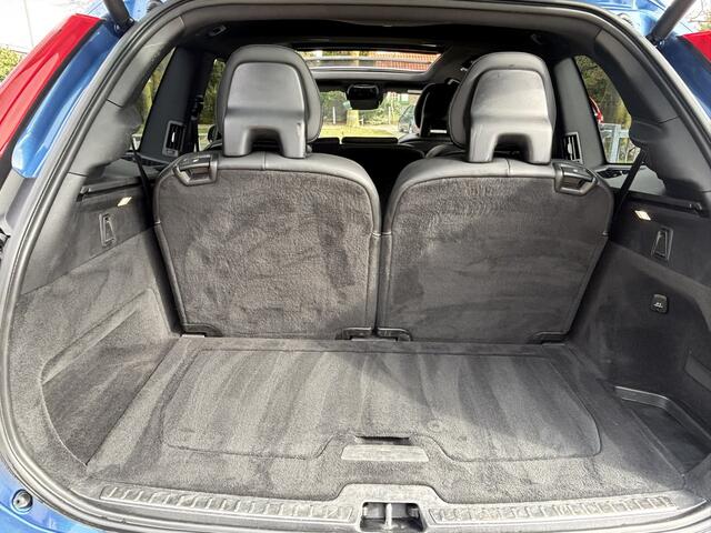 Volvo XC90 T8 AWD R-Design B&W 360 Keyless Pano 22