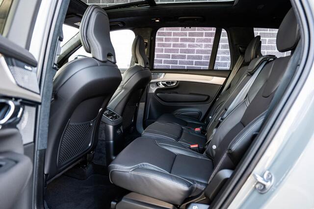 Volvo XC90 T8 Plug-in hybrid AWD Ultra Black Ed. Exec. | Google | Long Range | Ventilatie Voorstoelen | Bowers & Wilkins Audio | Luchtvering | Head-Up Display | Stoel-/Stuurverwarming | Adaptieve Cruise Control | 360 Camera | Massage | Gelamineerde Zijruiten Rondom 