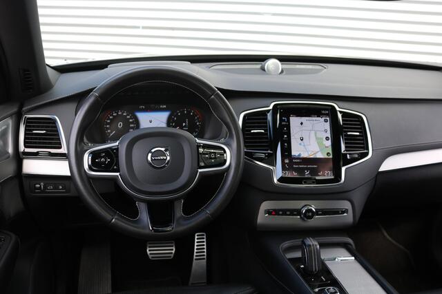 Volvo XC90 2.0 T8 Recharge AWD R-Design 7Pers (Pano Sportleder/Memory/Massage/Ventilatie Carplay Bowers&Wilkens 360Camera ACC HeadUp Luchtvering Trekhaak 22InchLMV)