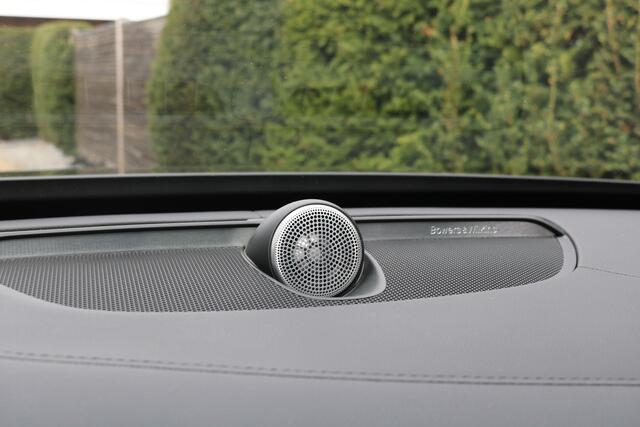 Volvo XC90 2.0 T8 Recharge AWD R-Design 7Pers (Pano Sportleder/Memory/Massage/Ventilatie Carplay Bowers&Wilkens 360Camera ACC HeadUp Luchtvering Trekhaak 22InchLMV)