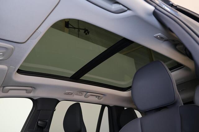 Volvo XC90 T8 Recharge AWD Plus Bright - Panorama/schuifdak - IntelliSafe Assist & Surround - 360º Camera - Harman/Kardon audio - Verwarmde voorstoelen, stuur & achterbank - Parkeersensoren voor & achter - Elektr. bedienb. voorstoelen met geheugen - Head up display