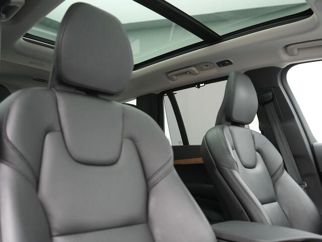 Volvo XC90 T8 Recharge AWD Plus Bright 7 Persoons LONG RANGE PHEV 455pk Dealer O.H. | Panodak | Adaptive Cruise | 360 Camera | Harman / Kardon | Lederen Sportstoelen Memory & Verwarmd | Keyless | Blis | Stuur Verwarmd | Apple Carplay | Navigatie | DAB | Plug In Hybr
