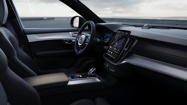 Volvo XC90 2.0 T8 Plug-in hybrid AWD Ultra Black Ed. Exec. | Luchtvering | Bowers & Wilkins Audio | Stoelventilatie en massagefunctie | Gelaagd glas |