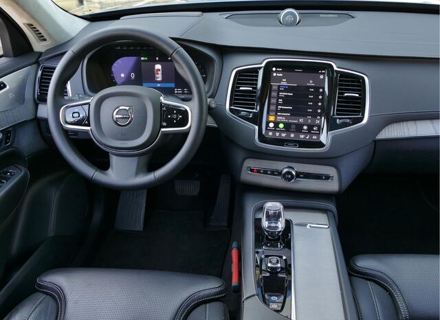 Volvo XC90 2.0 T8 Recharge AWD Ultimate Dark 7 zitplaatsen | B&W audio | massagestoelen | luchtvering | schuifdak