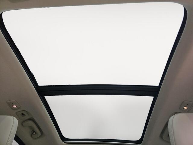 Volvo XC90 2.0 T8 Plug-in hybrid AWD Ultra Bright | Bowers & Wilkins Audio | Panoramadak | Stoelventilatie en massagefunctie | Head-up Display |