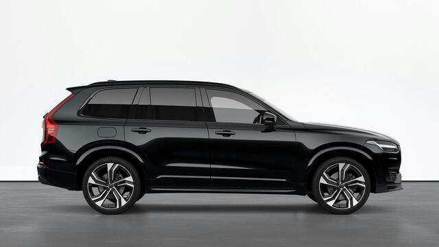 Volvo XC90 2.0 T8 Recharge AWD Ultimate Dark Trekhaak - Panoramadak - Luchtvering - B&W - Head up - Stoelverwarming voor/achter - Stoelmassage - Gelamineerde zijruiten en achterruit - Visual Park Assist -