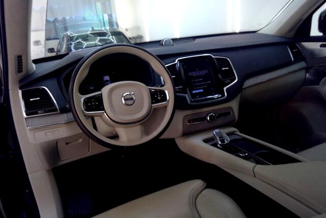 Volvo XC90 2.0 T8 AWD 335kW/455pk Aut8 Recharge Long Range Ultimate Bright 7P LUCHTVERING + BOWERS&WILKINS + PANORAMADAK + STOEL-&STUURVERWARMING + STOELMASSAGE + ADAPT.CRUISE + PILOT ASSIST + BLIS + GOOGLE DASH&SERVICES + 360 CAMERA + PARKSENSOREN + 22" LM-VELGEN!!