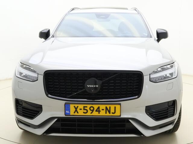 Volvo XC90 T8 455pk AWD Ultimate Dark / 22'' Everlast Velgen / Bowers&Wilkins / Luchtvering / Trekhaak / Full-LED / Black Pack / Sportleder / Panoramadak / Stoel + Stuurw. Verwarming /