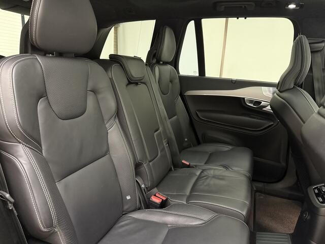 Volvo XC90 T8 455pk AWD Ultimate Dark / 22'' Everlast Velgen / Bowers&Wilkins / Luchtvering / Trekhaak / Full-LED / Black Pack / Sportleder / Panoramadak / Stoel + Stuurw. Verwarming /