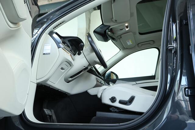 Volvo XC90 T8 Recharge AWD Inscription Exclusive | 1ste Eigenaar | Dealeronderhouden | Stoelverwarming | Blond Lederen Bekleding | Head-Up Display | 360° Parkeercamera | Massage in voorstoelen | Harman Kardon Premium Audio | Parkeerverwarming |