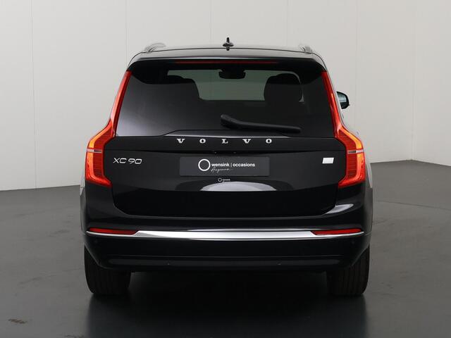 Volvo XC90 2.0 T8 Recharge AWD Core Bright | 7-Zitplaatsen | Camera | Ele.verstelbare Comfortstoelen + Geheugen | Navigatie | Stoelverwarming | DAB | Adaptieve Cruise Control | Ele. kofferdeksel |