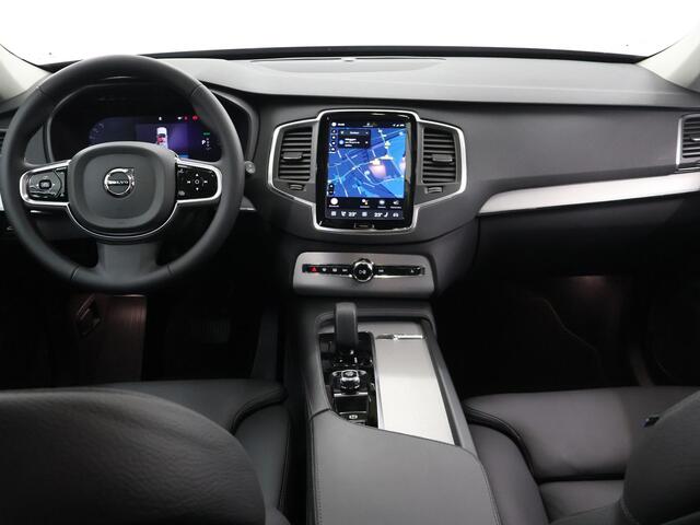Volvo XC90 2.0 T8 Recharge AWD Core Bright | 7-Zitplaatsen | Camera | Ele.verstelbare Comfortstoelen + Geheugen | Navigatie | Stoelverwarming | DAB | Adaptieve Cruise Control | Ele. kofferdeksel |