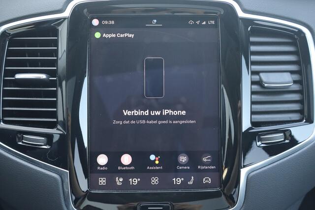 Volvo XC90 2.0 T8 Plug-in hybrid AWD Ultra Dark - NL- Auto!! Bowers & Wilkins I Luchtvering I Elek Trekhaak