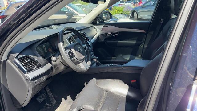 Volvo XC90 2.0 D5 AWD Momentum 7PERS / BOWERS & WILKINS / PANORAMADAK / STOELVERW / STUURVERW / KEYLESS / NAVI / FULL LED / CLIMA / NL-AUTO