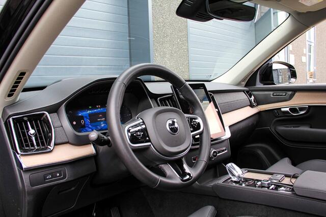 Volvo XC90 T8 Plug-in hybrid AWD Ultra | 7 zits | Panoramadak | Trekhaak | Vol in de opties!