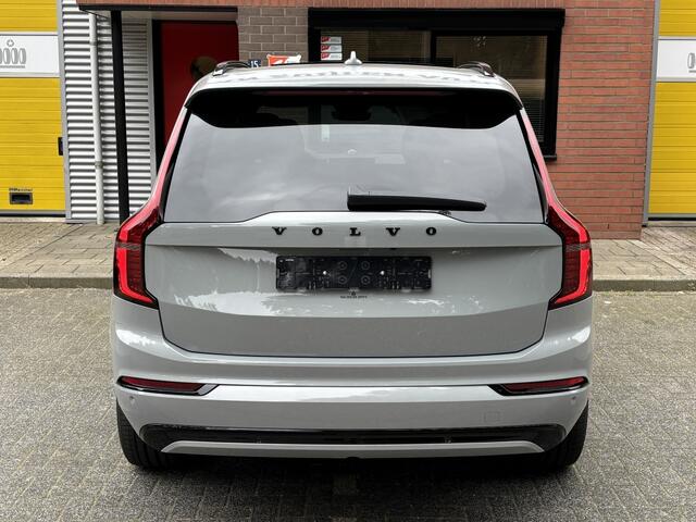 Volvo XC90 T8 AWD Ultra Black Edition Luchtvering 22" B&W Massage Trekhaak