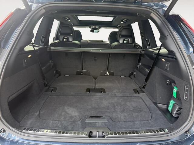 Volvo XC90 2.0 T8 Plug-in hybrid AWD Ultra Black Edition | Luchtvering | Trekhaak | Massage | Stoelventilatie |