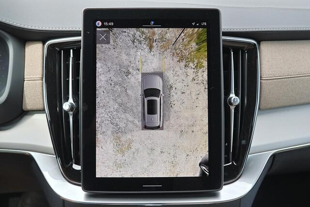Volvo XC90 T8 Recharge AWD Ultra Dark Exec. Ed. - Luchtvering - Panorama/schuifdak - IntelliSafe Assist & Surround - 360º Camera - Bowers & Wilkins audio - Adaptieve LED koplampen - Verwarmde voorstoelen, stuur & achterbank - Parkeersensoren voor & achter - Elektr. 