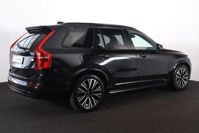 Volvo XC90 T8 Recharge AWD Ultimate Dark - Luchtvering - Panoramisch schuif-/kanteldak - Head up display - IntelliSafe Assist & Surround - Getint glas - verwarmbaar stuurwiel - 360º camera - Parkeersensoren voor & achter - Voorstoelen en buitenste zitplaatsen 2e zit