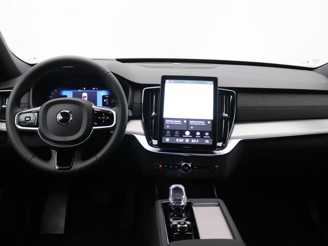 Volvo XC90 2.0 T8 Plug-in hybrid AWD Plus Black Edition Panoramadak, Trekhaak, Luchtvering, 21" LM Velgen, Harman Kardon Audio, 360gr. Camera, Head-Up Display