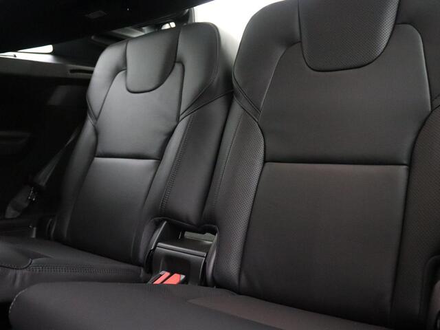 Volvo XC90 2.0 T8 Plug-in hybrid AWD Plus Black Edition 405PK Panoramadak, Trekhaak, Luchtvering, 21" LM Velgen, Harman Kardon Audio, 360gr. Camera, Head-Up Display