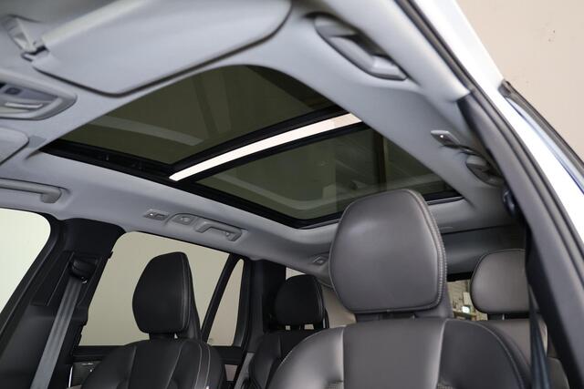 Volvo XC90 T8 Recharge AWD Plus Dark - Luchtvering - Panorama/schuifdak - IntelliSafe Assist & Surround - 360º Camera - Bowers & Wilkins audio - Adaptieve LED koplampen - Verwarmde voorstoelen, stuur & achterbank - Parkeersensoren voor & achter - Elektr. bedienb. vo