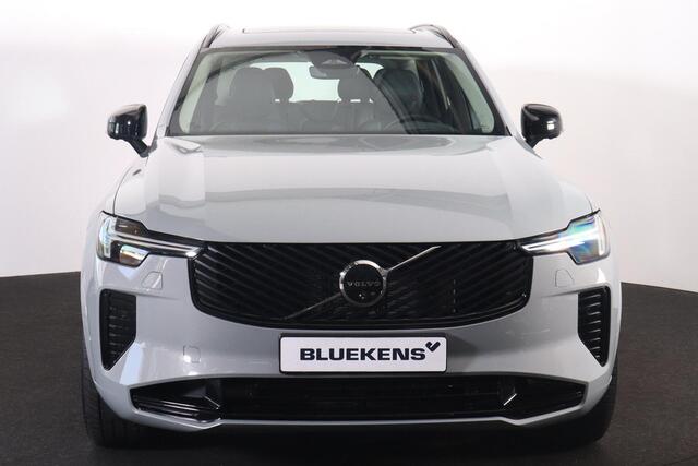 Volvo XC90 T8 Recharge AWD Ultra Dark - Luchtvering - Panorama/schuifdak - IntelliSafe Assist & Surround - 360º Camera - Bowers & Wilkins audio - Adaptieve LED koplampen - Verwarmde voorstoelen, stuur & achterbank - Parkeersensoren voor & achter - Elektr. bedienb. v