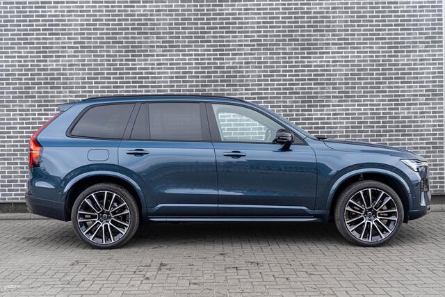Volvo XC90 T8 Plug-in hybrid AWD Ultra Black Ed. Exec. | Google | Long Range | Ventilatie Voorstoelen | Bowers & Wilkins Audio | Trekhaak | Luchtvering | Head-Up Display | Stoel-/Stuurverwarming | Adaptieve Cruise Control | 360 Camera | Massage | Gelamineerde Zijruiten Rondom | Getint Glas | Keyless | Memory | Elek. Achterklep | 22" LM
