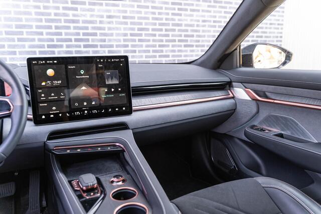 Zeekr 001 RWD Long Range 100 kWh | V2L | 22kW Lader | Warmtepomp | 360 Graden Camera | Head-up Display | Elektrische Achterklep | Keyless Entry | Panoramadak | Elektrisch Verstelbare Voorstoelen | Stoelverwarming voor en achter
