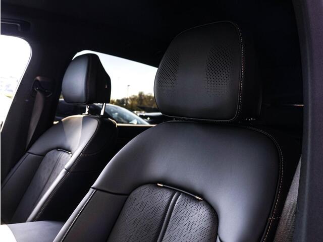 Zeekr 7X Privilege 100 kWh 534 km actieradius | Luchtvering | 480KW laden | Stoelmassage | Pano-dak | 16 min 10-80% |