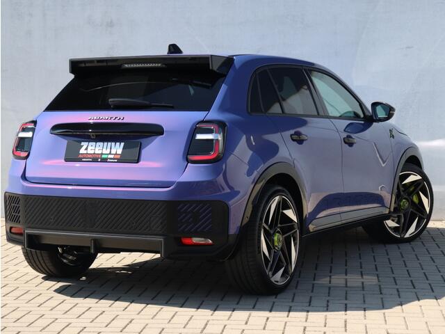 Abarth 600e Scorpionissima 54 kWh | Boek nu uw proefrit!