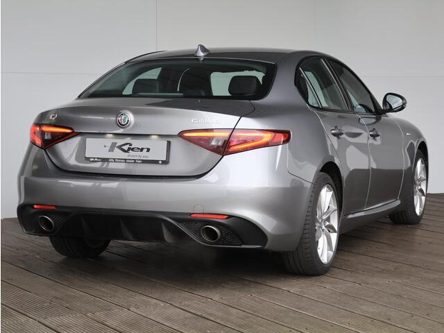 Alfa Romeo GIULIA 2.0 T AWD Veloce | Stoel&Stuurverwarming | Navigatie | 280 PK |
