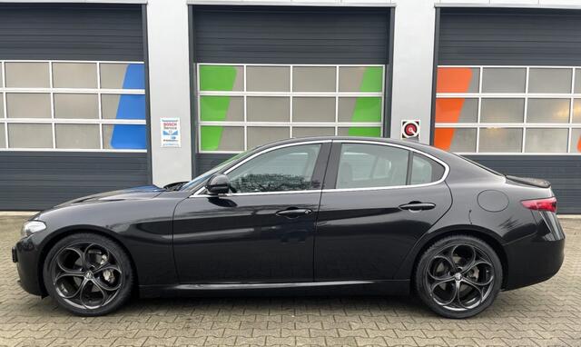 Alfa Romeo GIULIA 19 inch velgen / Perfect onderhouden