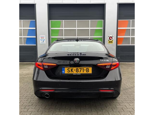 Alfa Romeo GIULIA 19 inch velgen / Perfect onderhouden