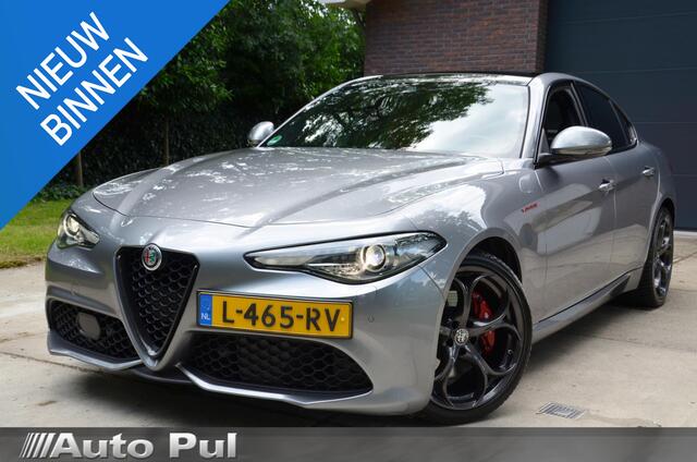 Alfa Romeo GIULIA 2.0 T Veloce Automaat Navi/Pdc/Ecc/Panoramadak/Stoelverwarming/Leer/Harman Kardon/Achteruitrijcamera/Xenon/ 280 PK