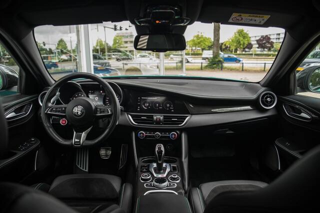 Alfa Romeo GIULIA 2.9 V6 Quadrifoglio My21 Verde Montreal